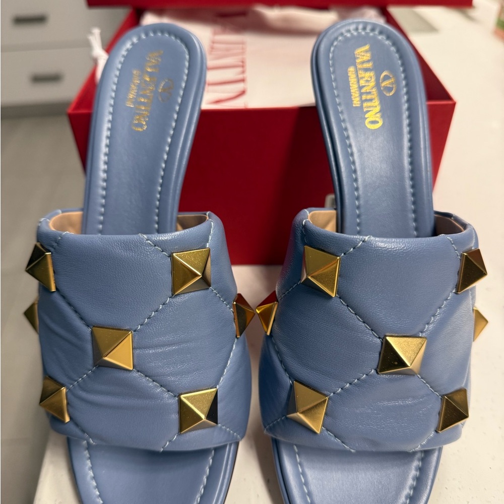 Valentino Garavani Blue Sandals with Gold Studs in excellent condition.